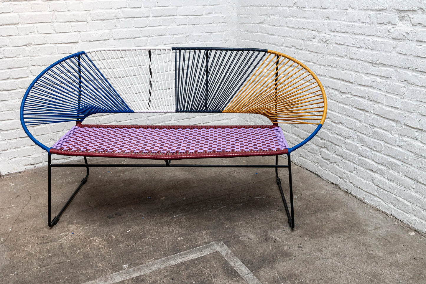 TUCURINCA BENCH
