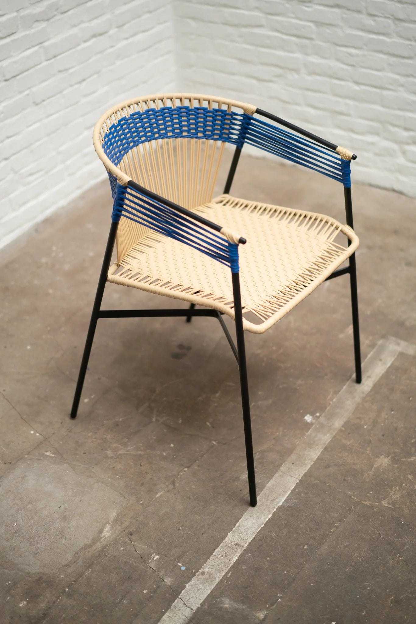 MAYE CHAIR