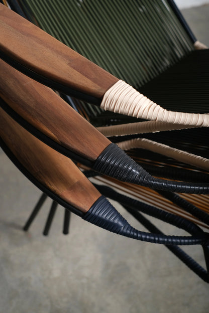 SOLIDO EASY CHAIR